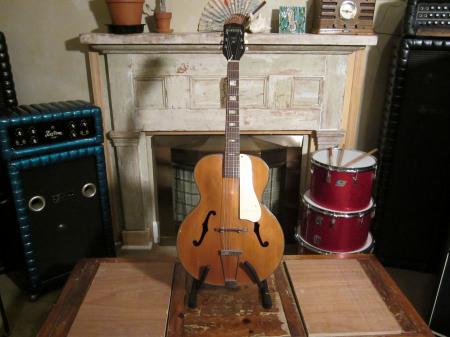 HARMONY MONTCLAIR GUITAR 1964